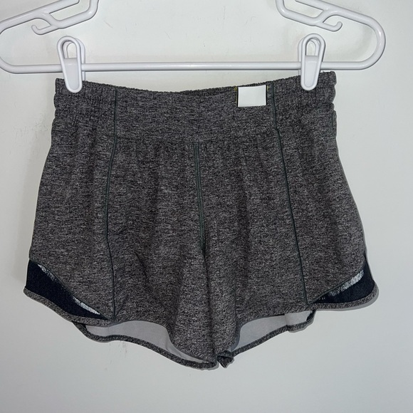 LULULEMON GREY AND BLACK SHORTS SIZE 6 - Picture 2 of 10